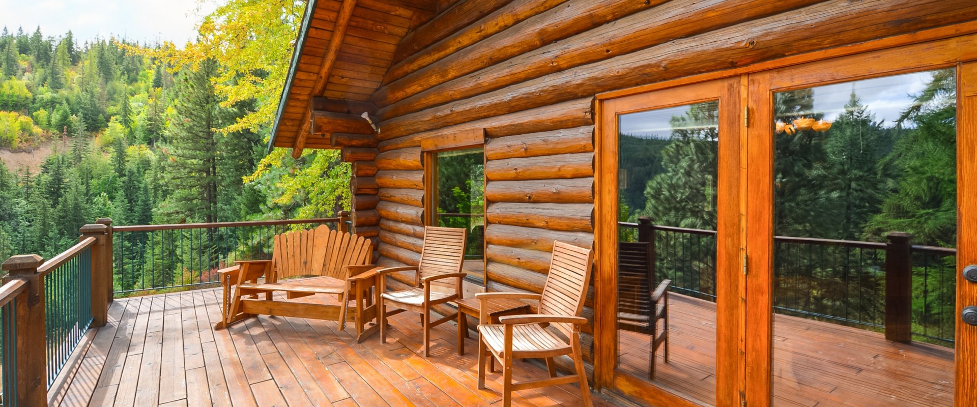 Finishing and Staining Wood Siding: A Complete Guide