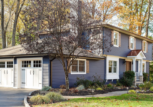 Choosing the Right Color and Finish for Your Siding